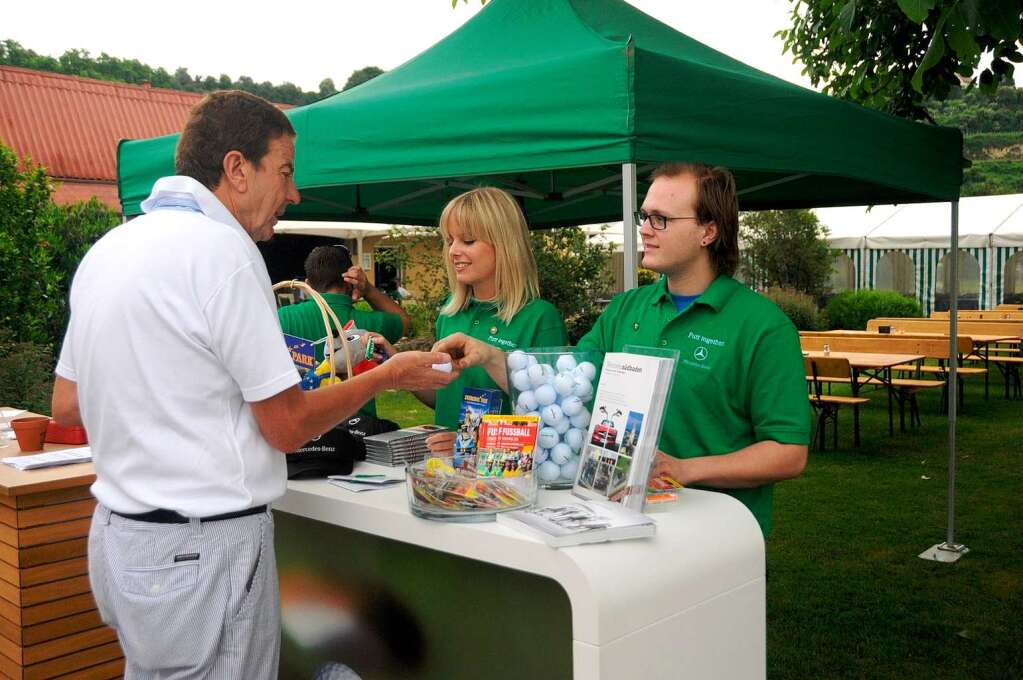 Anzeigen-Dossier Mercedes-Benz GolfMasters Sdbaden 2010