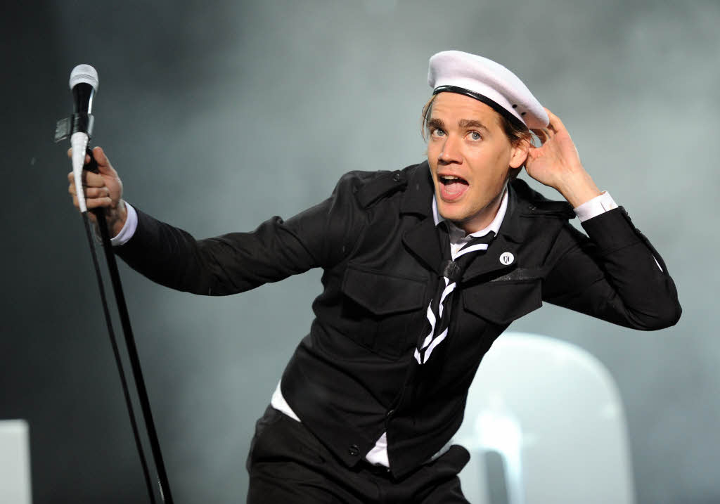 Pelle Almqvist von der Gruppe The Hives. Pelle Almqvist von der Gruppe The Hives.