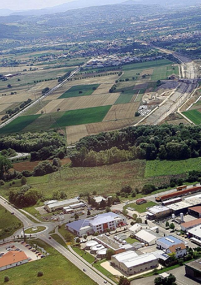 Klein, aber teuer wird fr die Bahn da...tck zwischen Tunnel und Kreisstrae.   | Foto: Sedlak