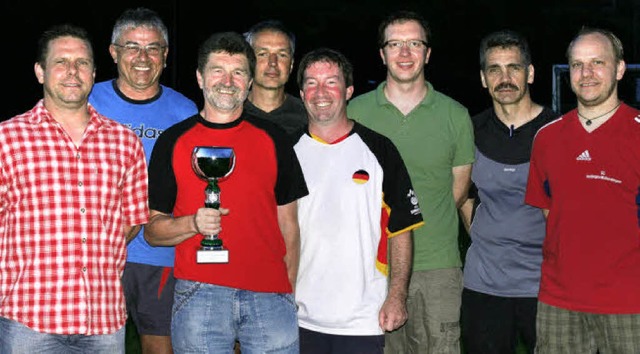 Die Siegermannschaft  des Mnnergesang...nzen&#8220; beim Hecklinger Sportfest.  | Foto: Thilo Bergmann