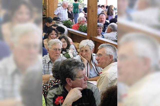 Feiern auf dem Binzener Rathausplatz