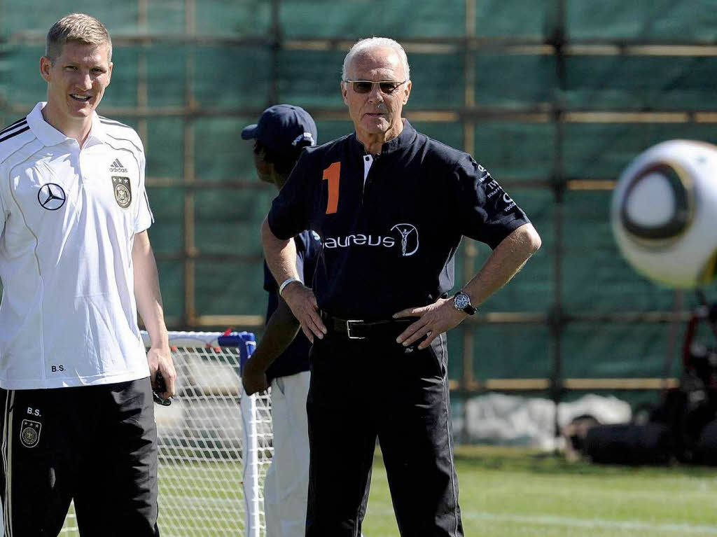 Franz Beckenbauer macht der Nationalmannschaft Mut.