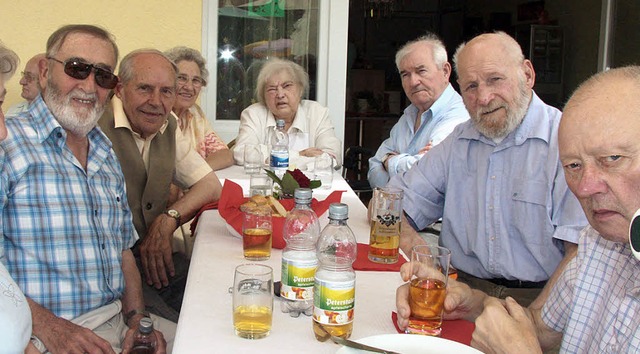 Gemtliche Runden fanden sich zusammen.   | Foto: Sandra Decoux-Kone