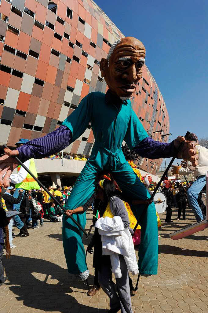 Fans und Folklore, Musik und Tanz: Die Erffnungsfeier der WM in Johannesburg.