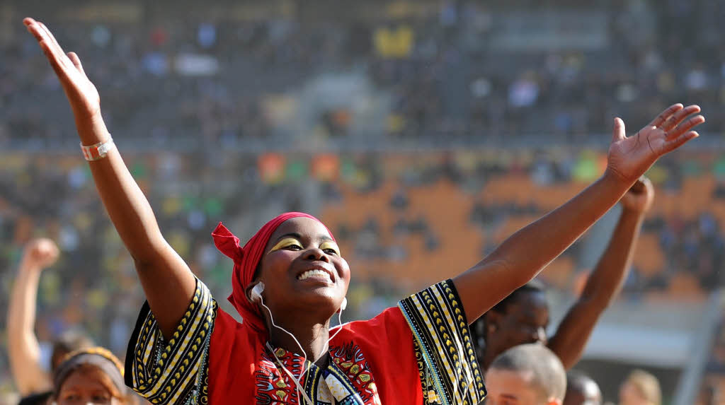 Fans und Folklore, Musik und Tanz: Die Erffnungsfeier der WM in Johannesburg.