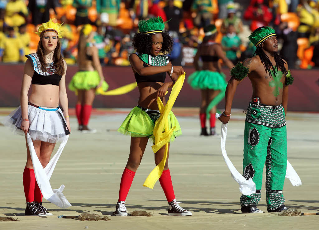 Fans und Folklore, Musik und Tanz: Die Erffnungsfeier der WM in Johannesburg.