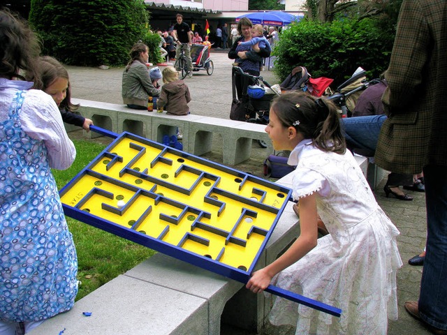 Die Katholische Junge Gemeinde bot zum Patrozinium auch Kinderspiele.   | Foto: Monika Rombach