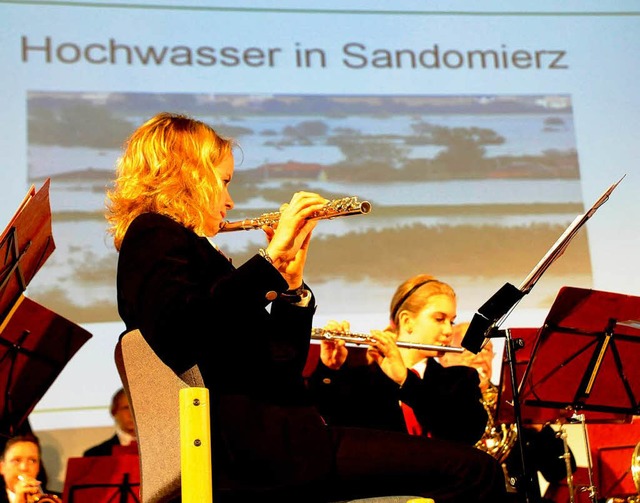 Mit beschwingte Melodien gestaltete di... fr die Hochwasseropfer in Sandomierz  | Foto: Zimmermann-Duerkop