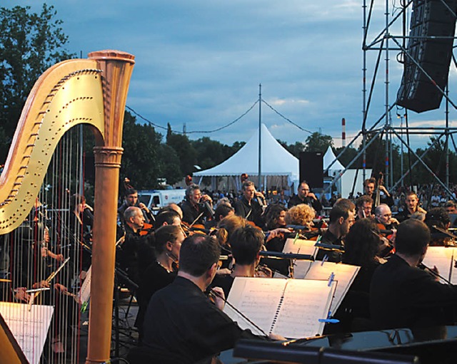 Straburger Philharmoniker open air und hautnah.  | Foto: Ullamnn