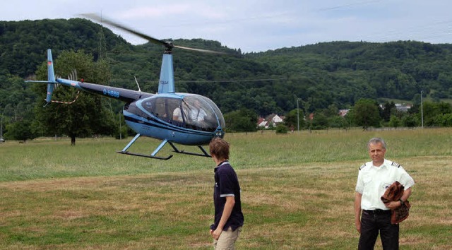 Sorgt fr berblick aus der Luft: der Rundflug-Hubschrauber  | Foto: Vollmar