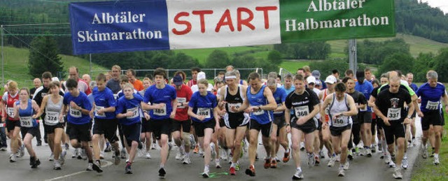 Start am Spitzenbergstadion: 106 Lufe...meter lange Strecke nach St. Blasien.   | Foto: Ulrike Spiegelhalter