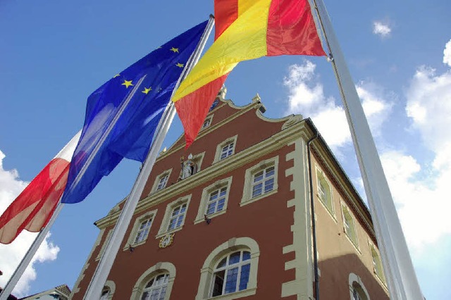 Die Stadt macht sich langsam fein frs Stadtfest.  | Foto: Meyer