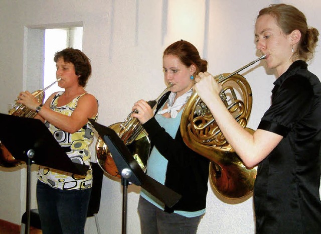 Ein Horntrio der Musikschule spielte z...stellung &quot;Zmmecho in Wiil&quot;   | Foto: Roswitha Frey