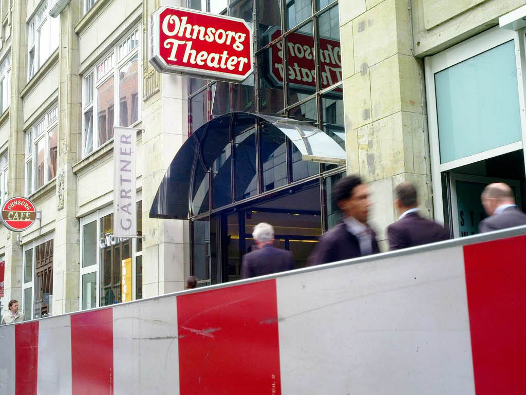 2008: Das Ohnsorg-Theater zieht innerhalb von Hamburg  um.