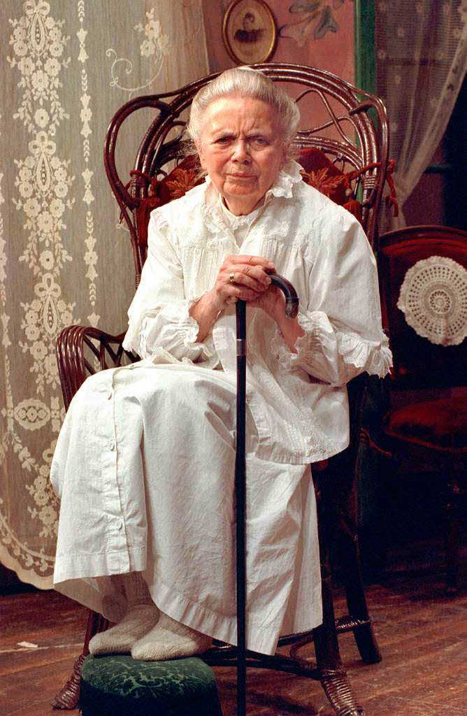 1992: Als 106-jhrige Manda