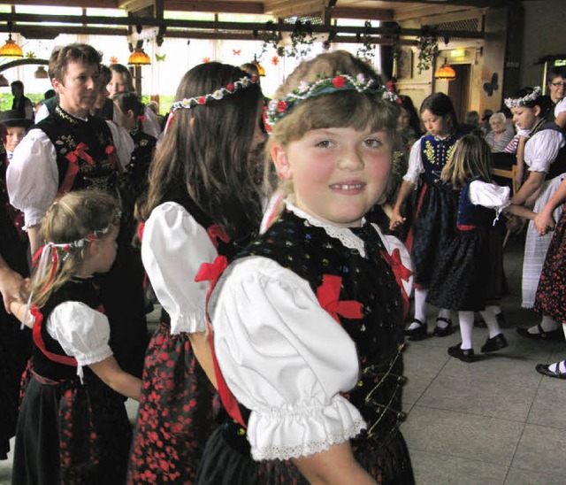 120 Kinder und Jugendliche nahmen am  ...Heimat und Volksleben in Bernau teil.   | Foto: Ulrike Spiegelhalter