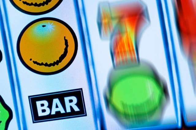 Betreiber von Spielautomaten mit Gewin... sollen knftig mehr Steuern bezahlen.  | Foto: fotolia.com/harald richter