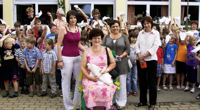 In der Alemannenschule Hartheim wurde ...rmella und Rektorin Bettina Karcher.    | Foto: privat