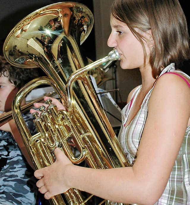 Die Musikschler prsentieren sich beim Fest.  | Foto: Archivfoto: Jannik Schall