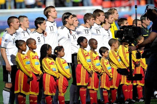 Fotos: WM-Spiel Deutschland - Serbien in Bildern