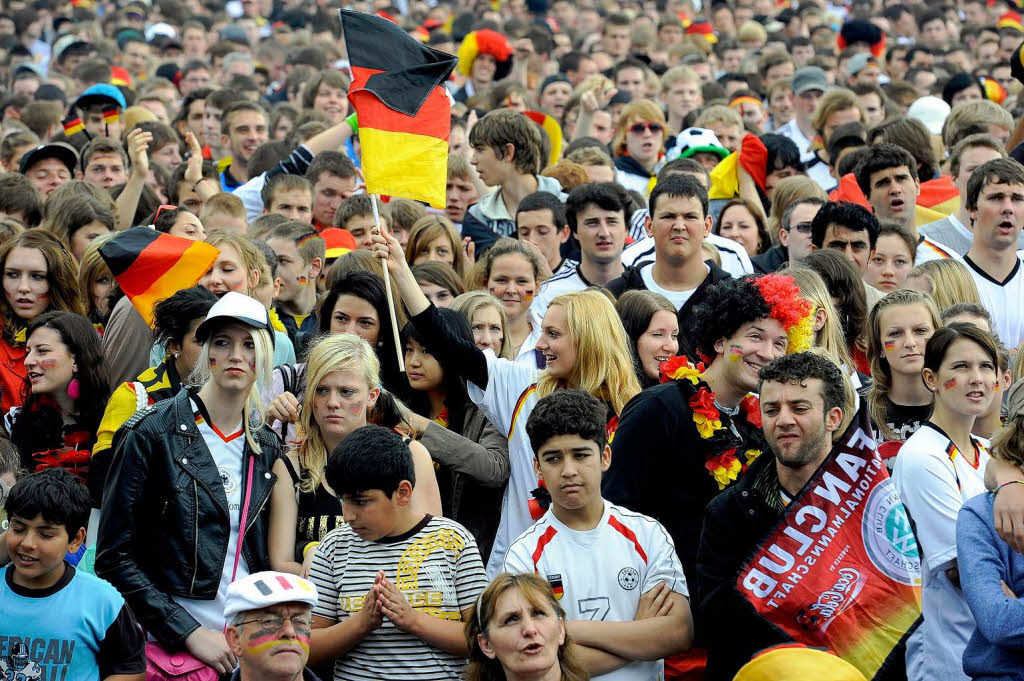 Public Viewing im Eschholzpark