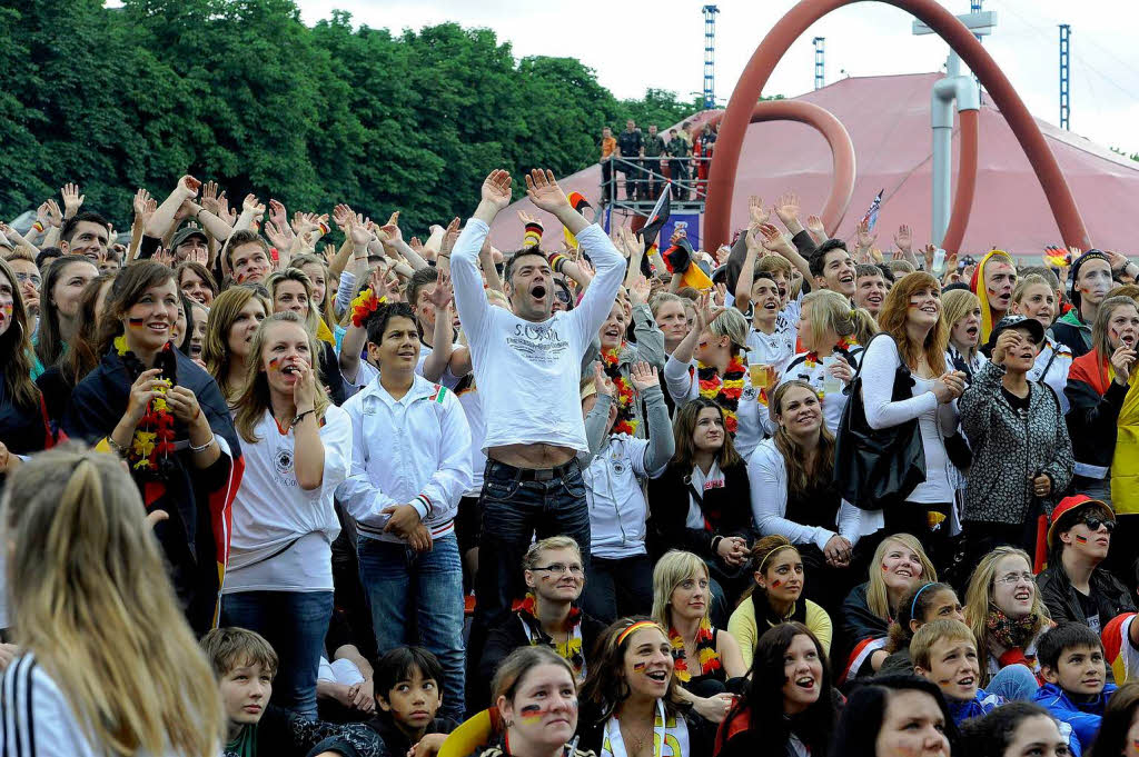 Public Viewing im Eschholzpark