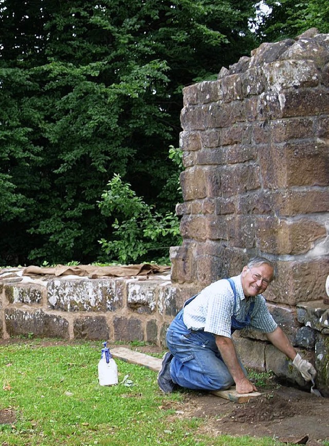 Das letzte Mal Hand anlegen an der Burgruine Ltzelhard.   | Foto: m. korak