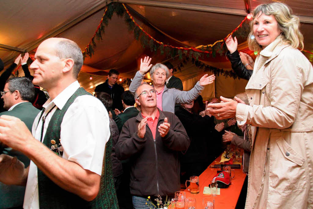Beste Stimmung im Festzelt Beste Stimmung im Festzelt