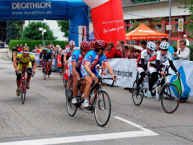 60 Kilometer Strecke waren beim  Tandem-Rennen  zu absolvieren.  | Foto: Fotos:  Ringwald