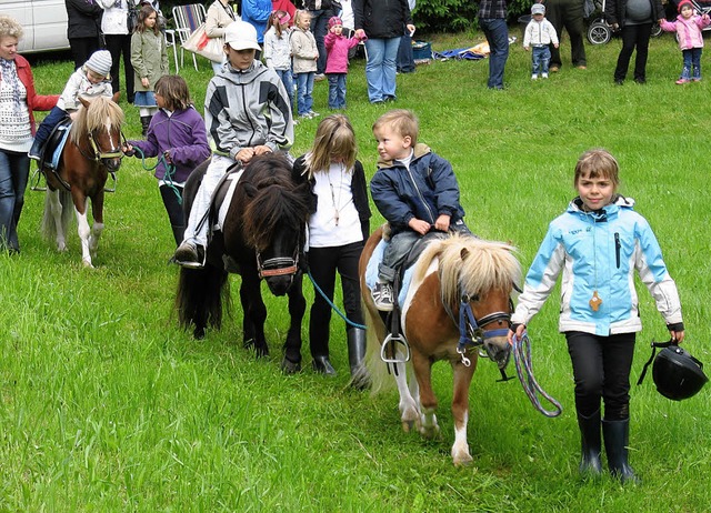 Kinderreiten an Eulogi und Markt  | Foto: Manfred-g. Haderer