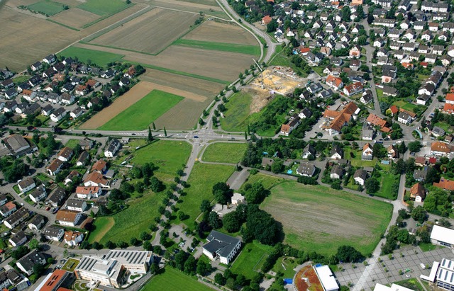 Im Zentralgebiet  zwischen Buchheim (r...nsame Energieversorgung geprft wird.   | Foto: brigitte sasse