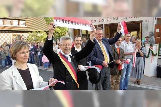 Bohlsbach feiert die neue Okenstraße