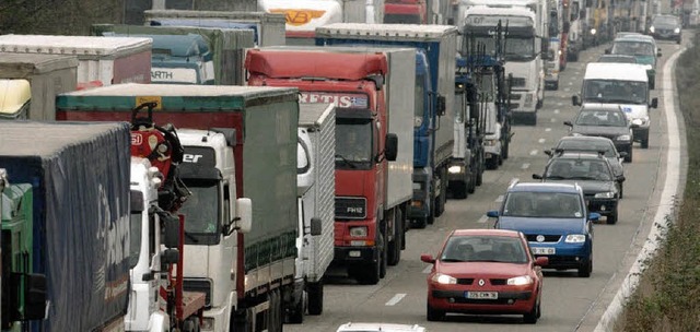 Basel will die Verkehrslawine auf den ...obahnen aber bleiben dabei auen vor.   | Foto: dpa