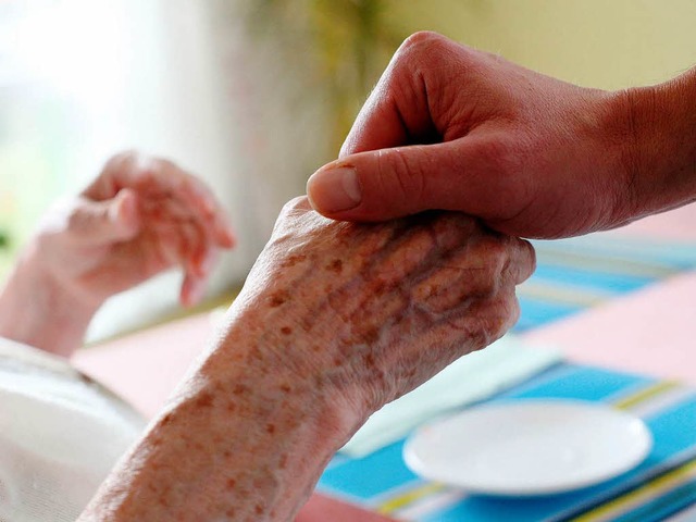 Patienten drfen selbst entscheiden, o...altende Behandlung verzichten wollen.   | Foto: dpa