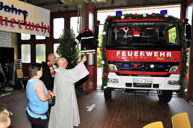 Die Emmendinger Feuerwehr feierte ihre...ffenen Tr stie auf groes Interesse.  | Foto: dieter erggelet