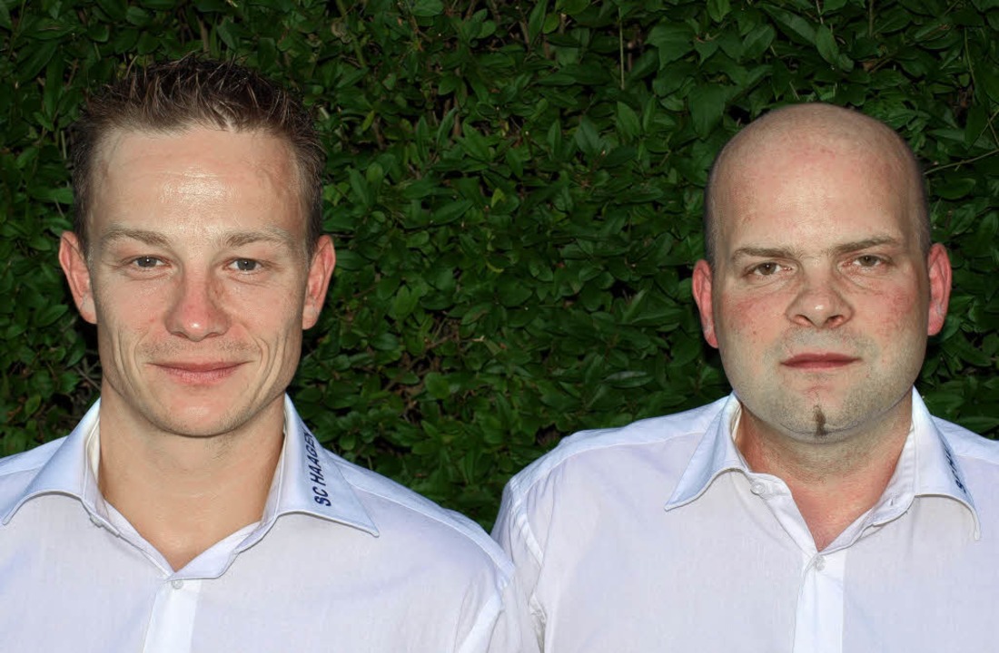 Die wichtigsten Vorstandsmitglieder be...tzender Oliver Schneider.               | Foto: Paul Schleer