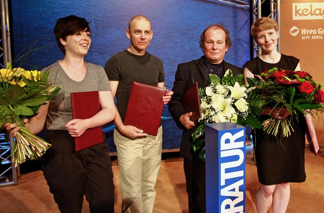 Bei den 34. Tagen der der deutschsprac...Preis) und Judith Zander (3sat-Preis)   | Foto: dpa