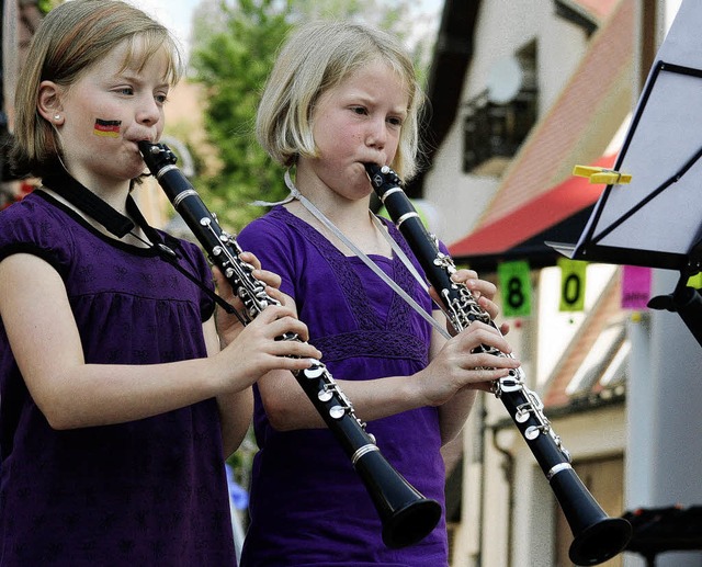 Mit Bravour meisterten  diese beiden j...rben fr die musikalische Ausbildung.   | Foto: eva korinth