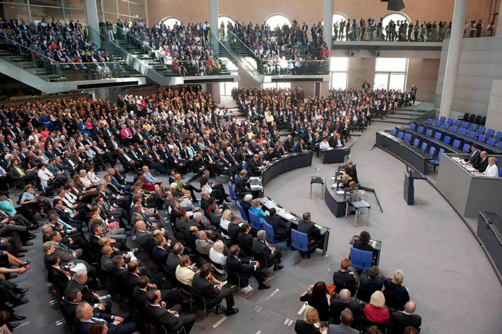 Full House: Fr die Bundesversammlung wurden im Plenarsaal des Reichstags extra zustzliche Sthle montiert.