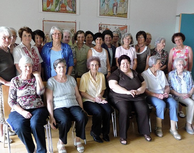 Zum 15-jhrigen Bestehen feierten akti...affee und Kuchen im Pfarrsaal Hnner.   | Foto: Saskia Baumgartner