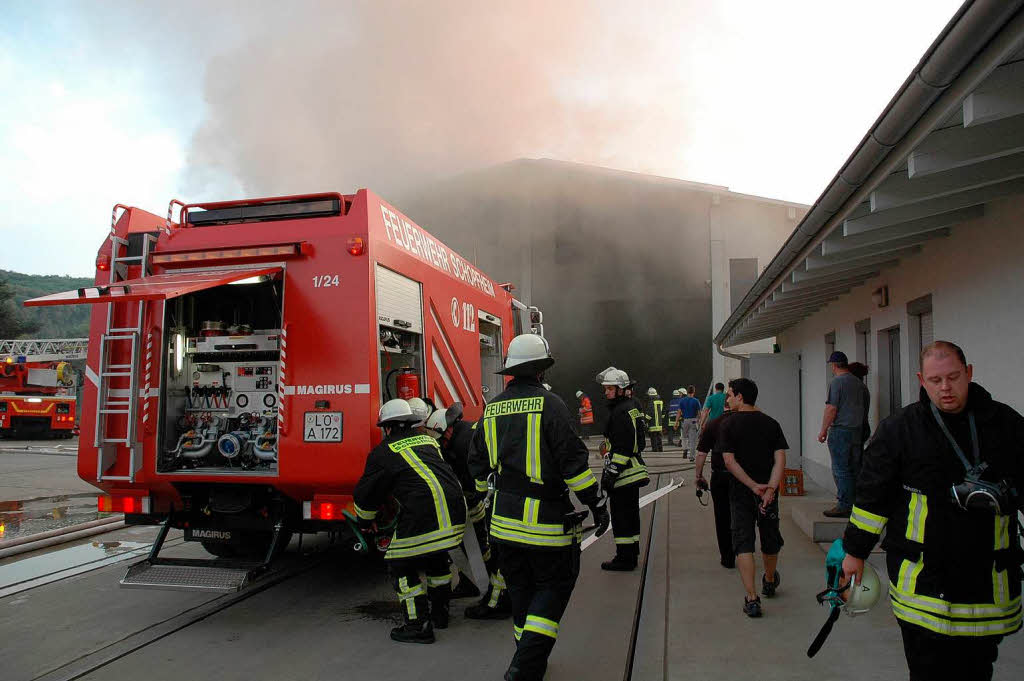 Feuer im Recyclingzentrum Wiesental