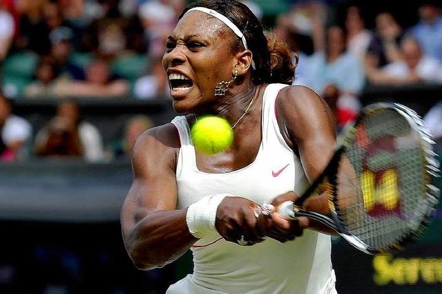 Wimbledon: Serena Williams kämpft sich durch