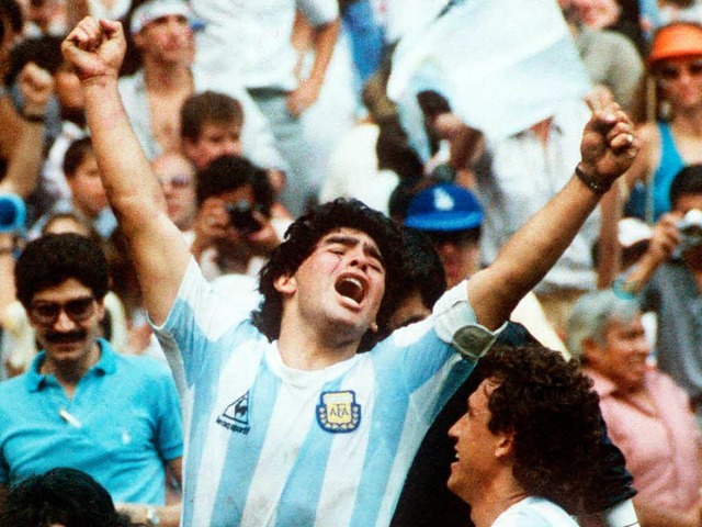 Diego Maradona: als Spieler eine Legende, als Trainer bislang noch kein Knaller.  | Foto: dpa
