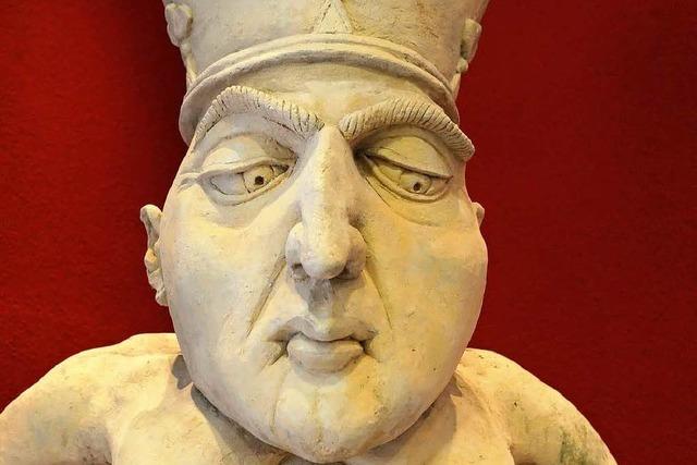 Nackte Konstanzer Papstfigur muss abgebaut werden