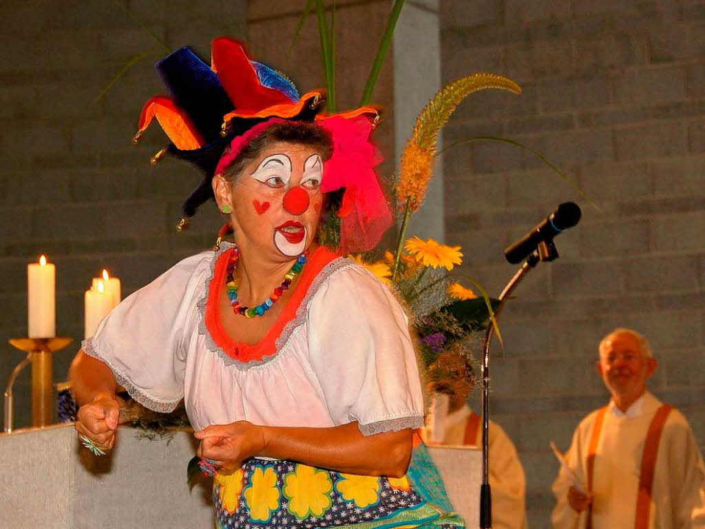 Clownin Pina Clownin Pina