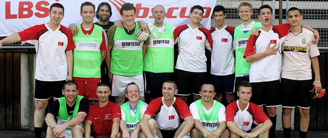 Die Finalisten des LBS-Cups Maulburg h...222;Cuba Libre auf den zweiten Platz.   | Foto: Heiner Fabry