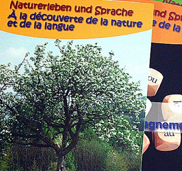 Zweisprachige Materialhefte gibt es be...-franzsisches Umweltbildungsprojekt.   | Foto: Privat