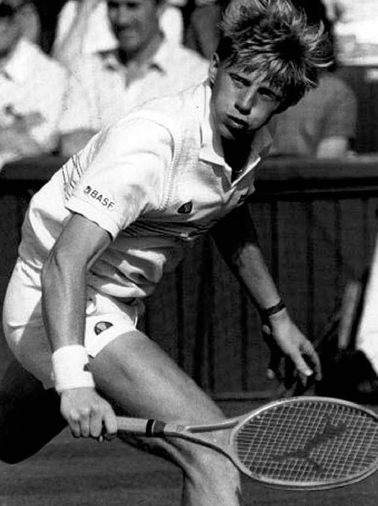 Angespannt und konzentriert: Boris Becker im Match gegen Henri Leconte 1985 in Wimbledon.