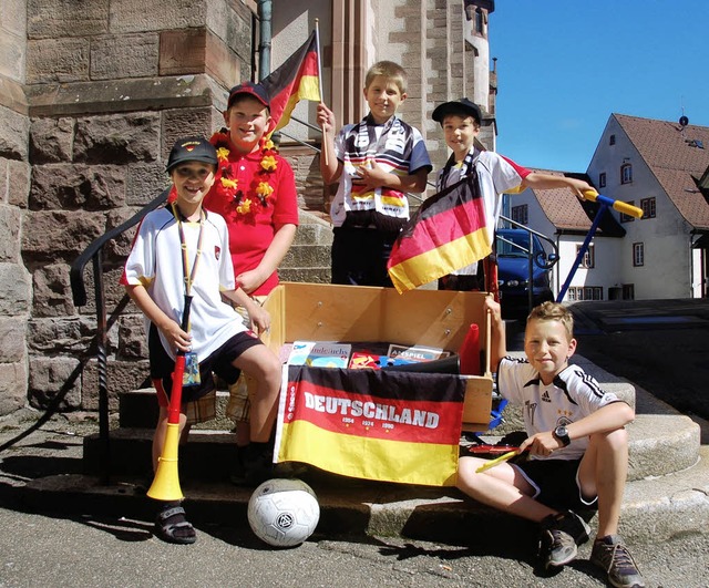 WM Fans sioind zuversichtlich am Mittwoch  | Foto: Ralf Morys