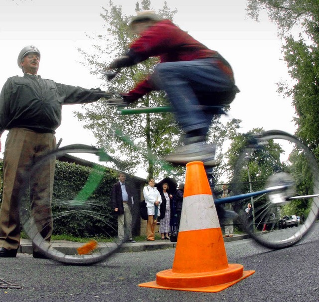 Richtig Radfahren muss man lernen.   | Foto: ddp